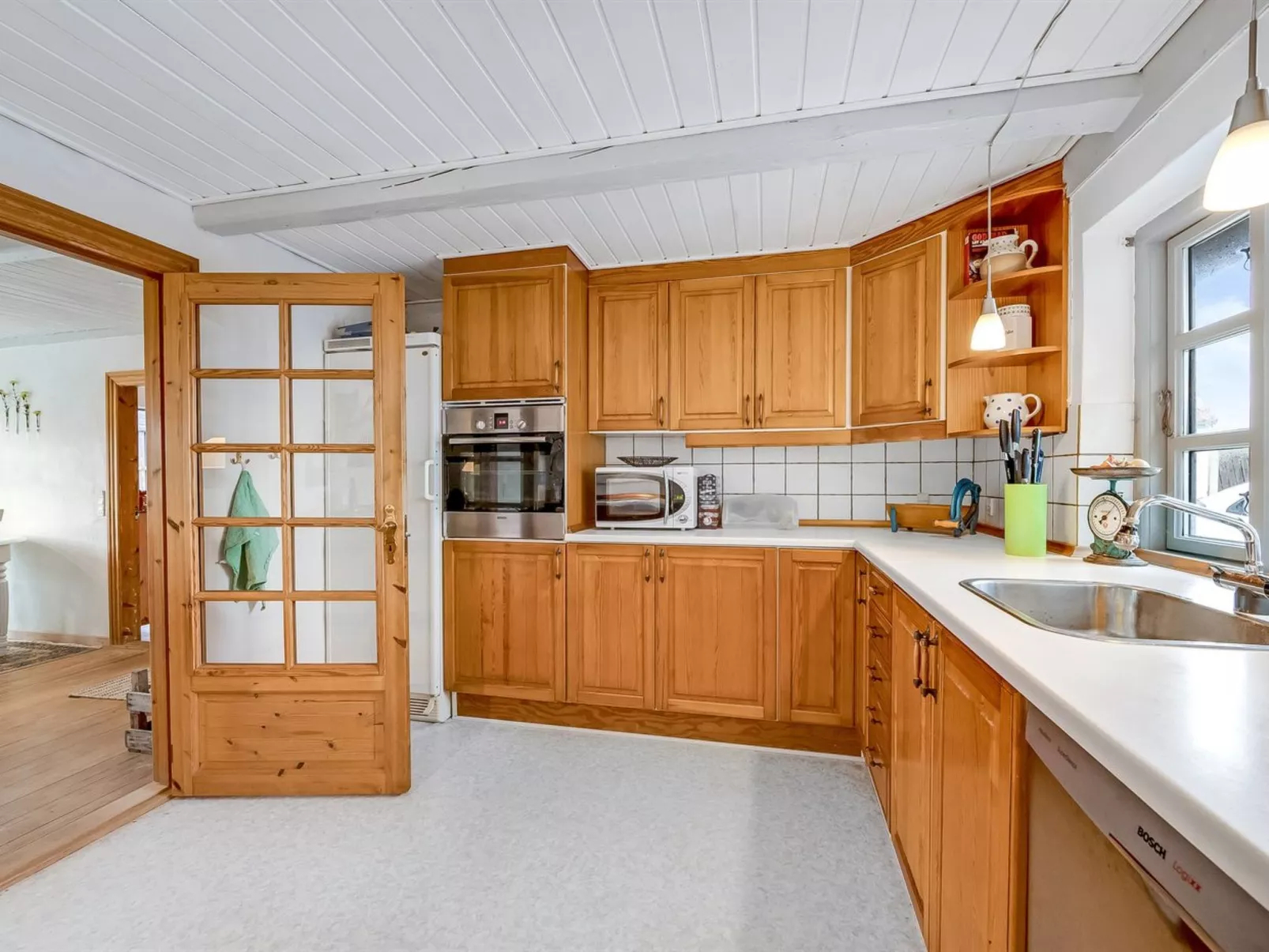 "Orvo" - 150m from the sea-Binnen