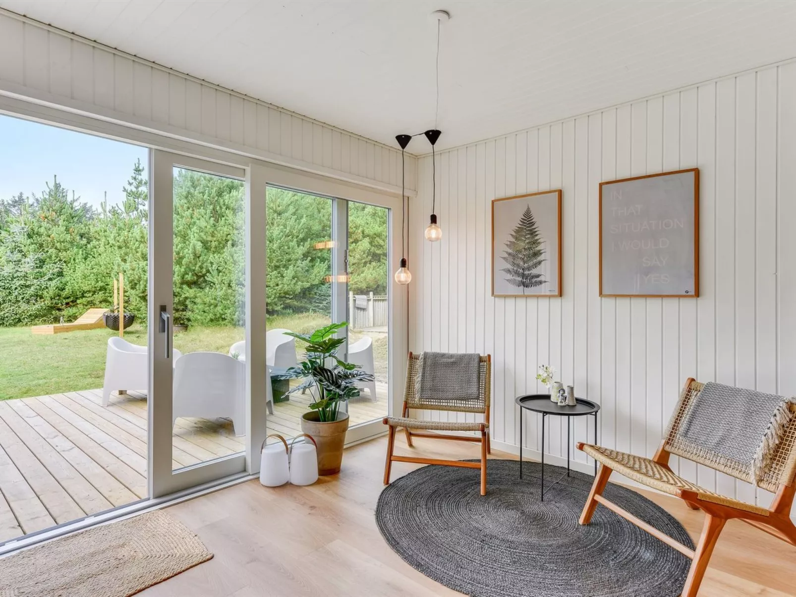 "Doreen" -  from the sea-Binnen