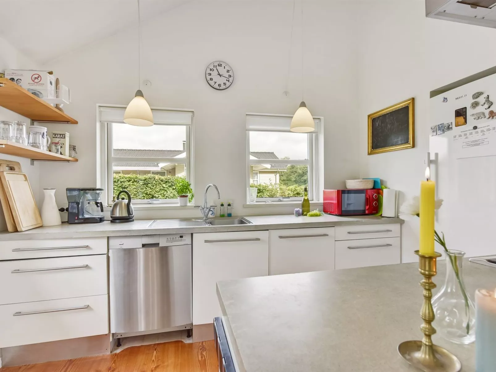 "Bjerund" - 250m from the sea-Binnen