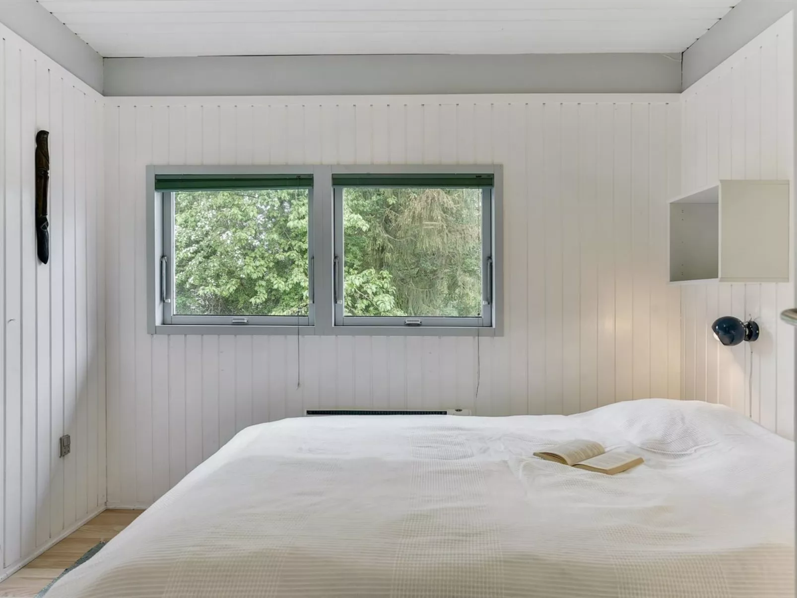 "Hasti" - 700m from the sea-Binnen