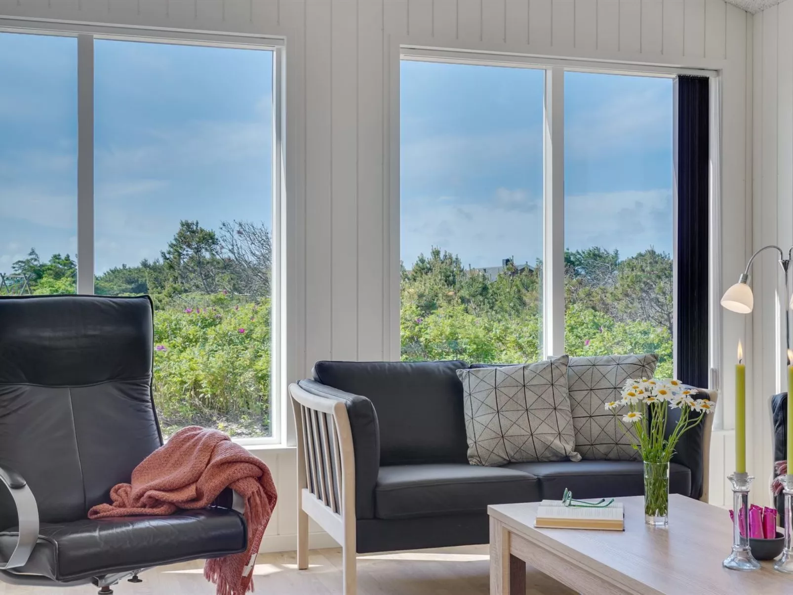 "Alvhild" -  from the sea-Binnen