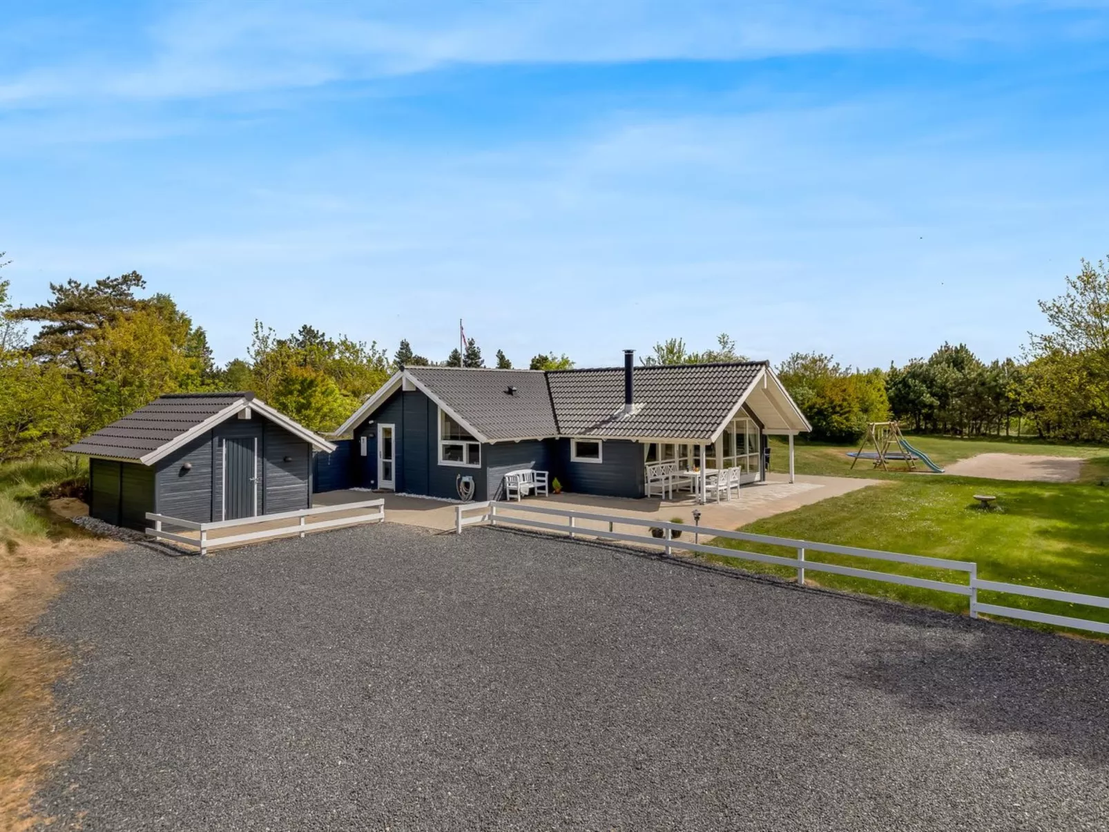 "Tovi" - 4km from the sea-Buiten