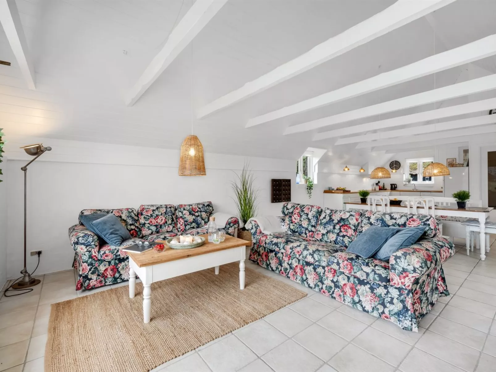 "Annielle" -  from the sea-Binnen