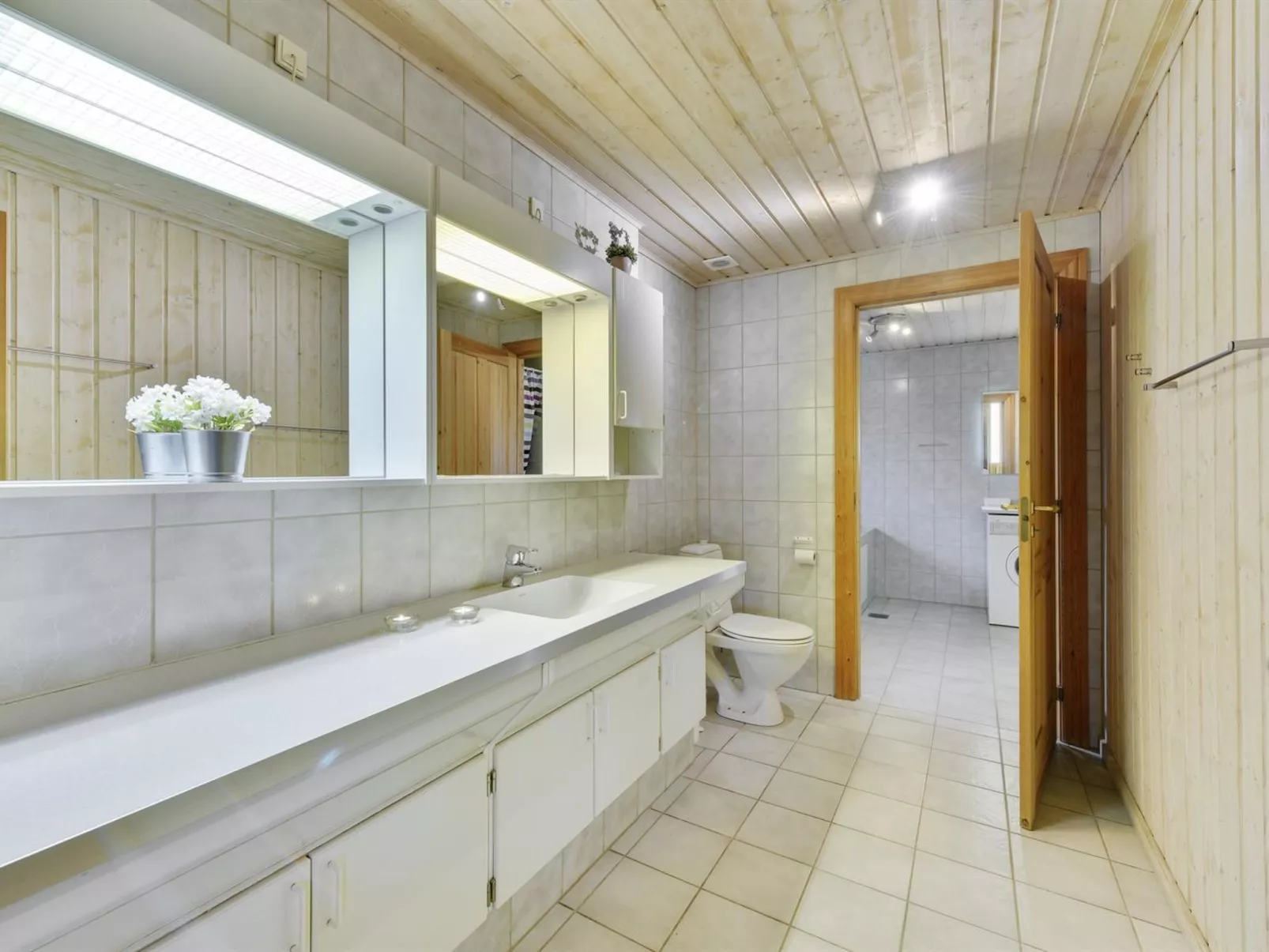 "Anita" - 500m from the sea-Binnen