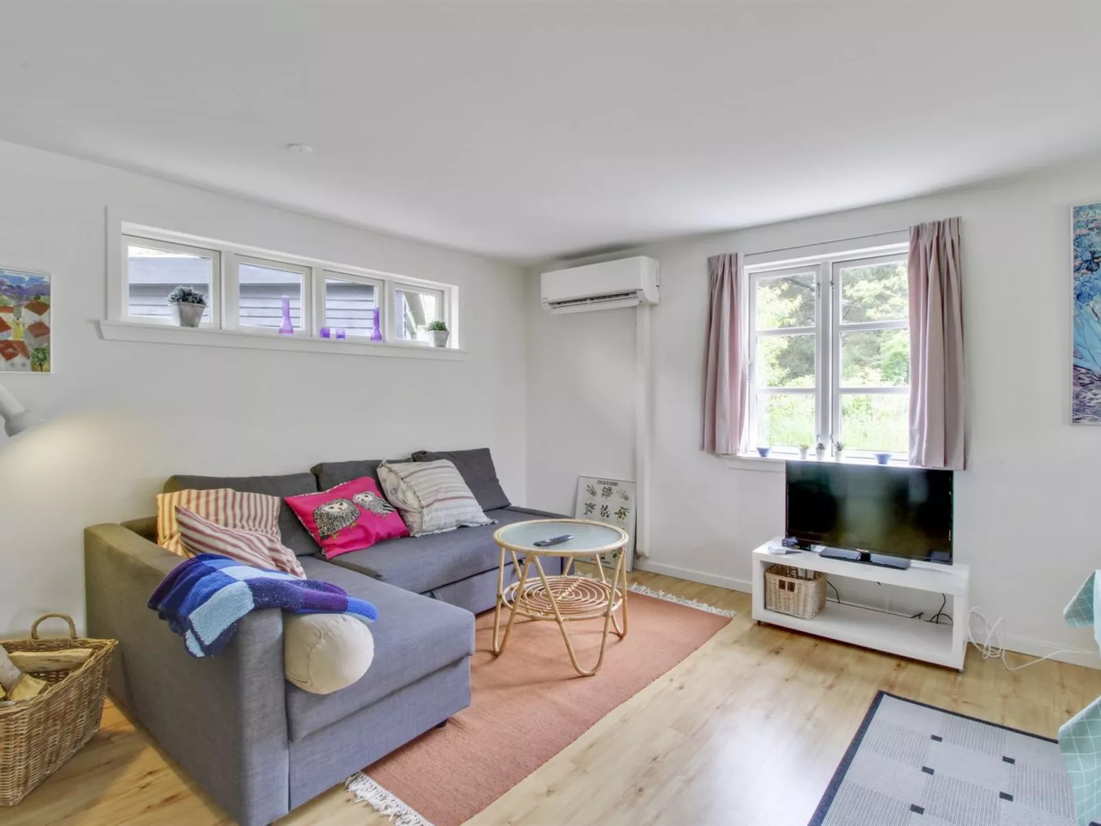 "Ingalise" - 500m from the sea-Binnen