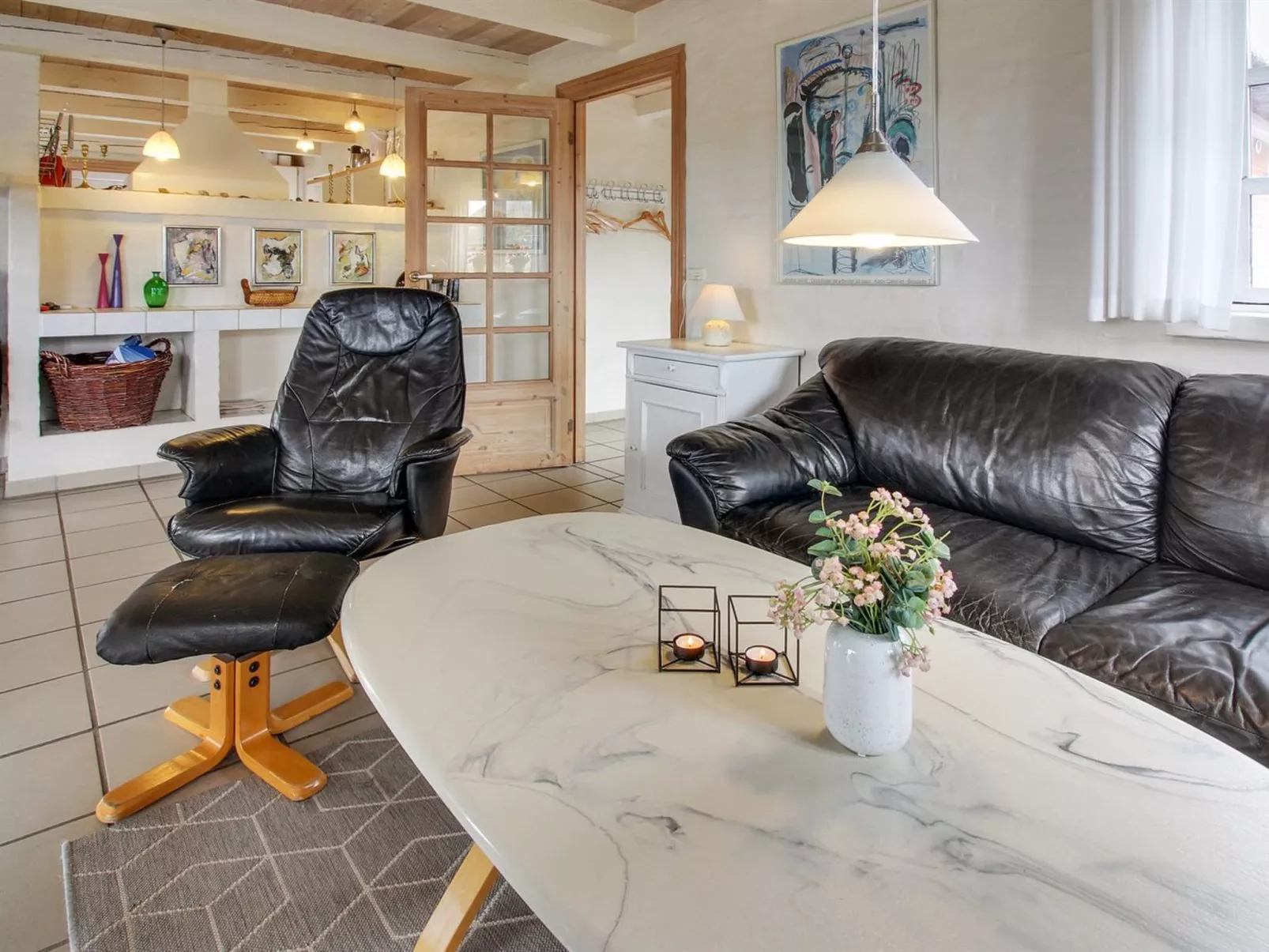 "Skuli" - 200m from the sea-Binnen