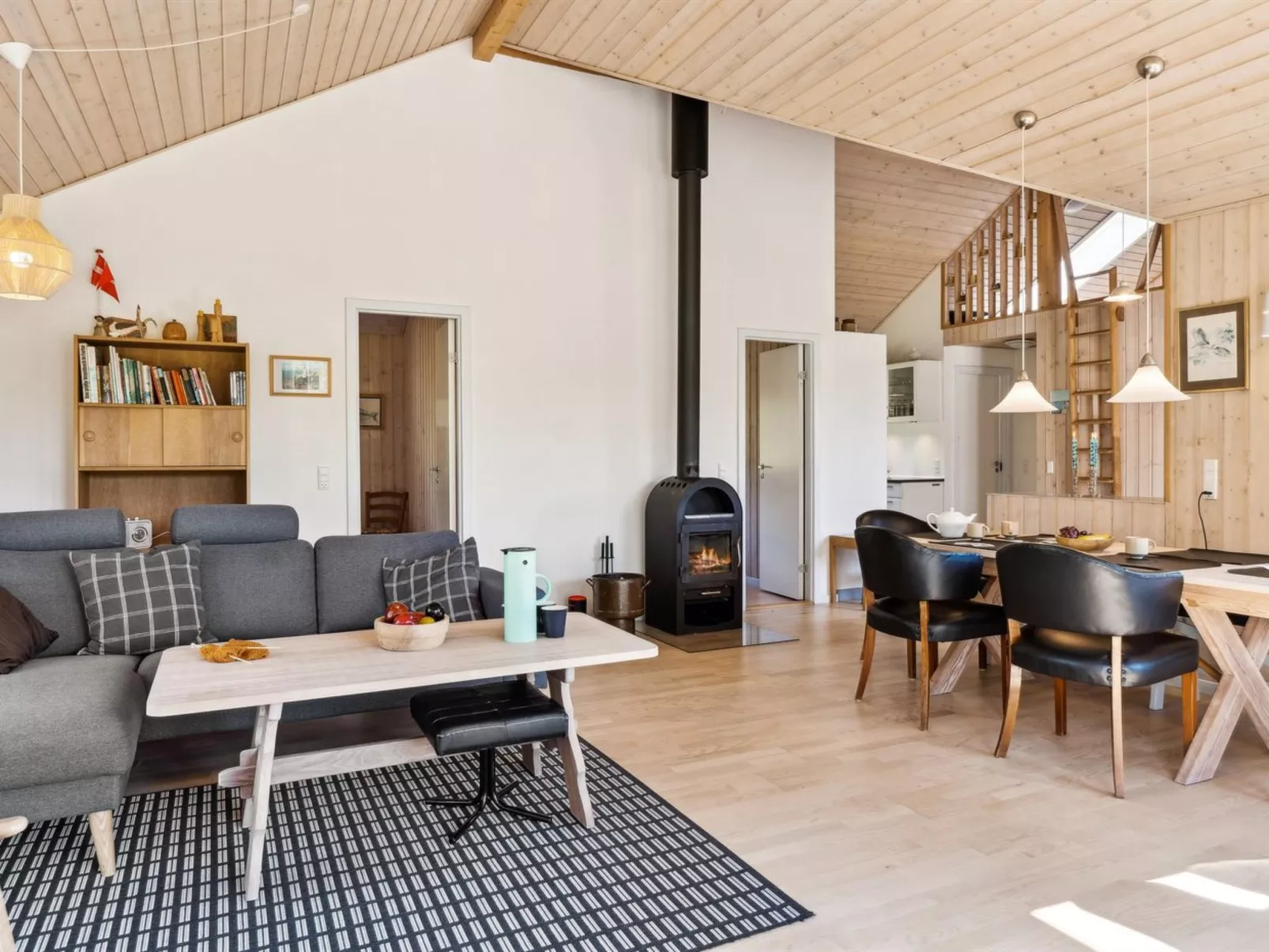 "Swen" - 1.3km from the sea-Binnen