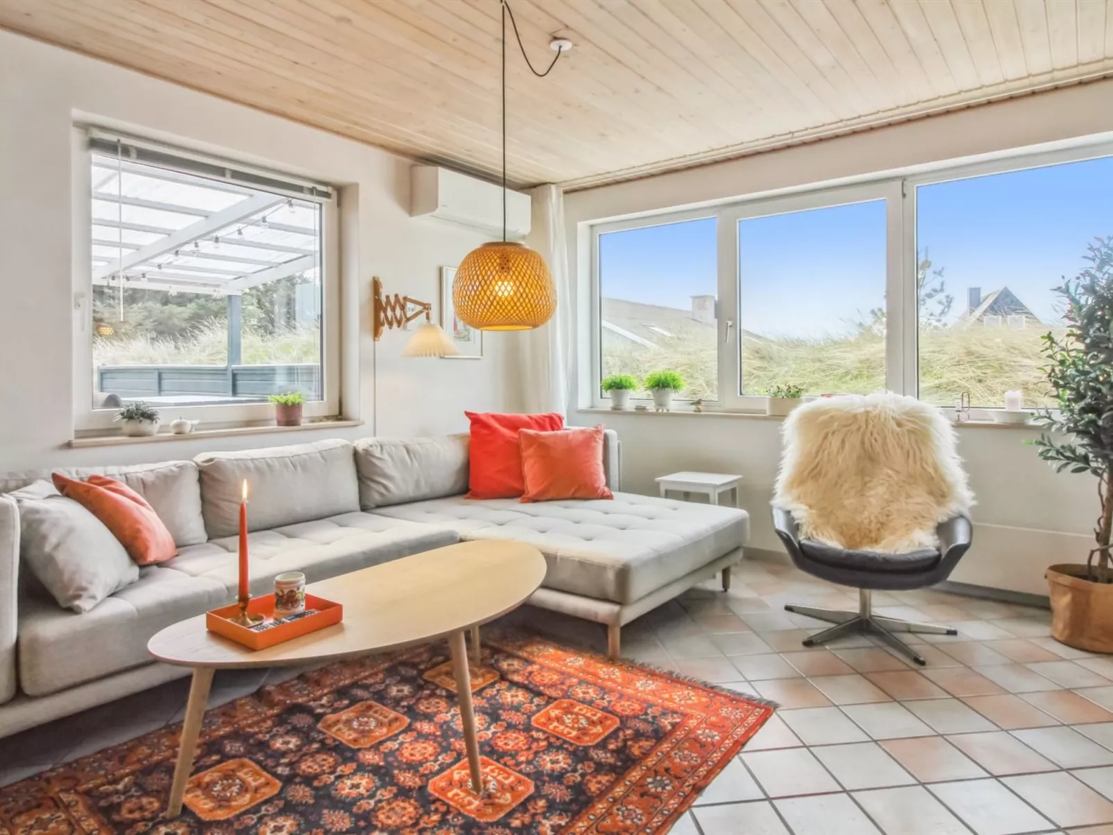 "Madsen" - 500m from the sea-Binnen