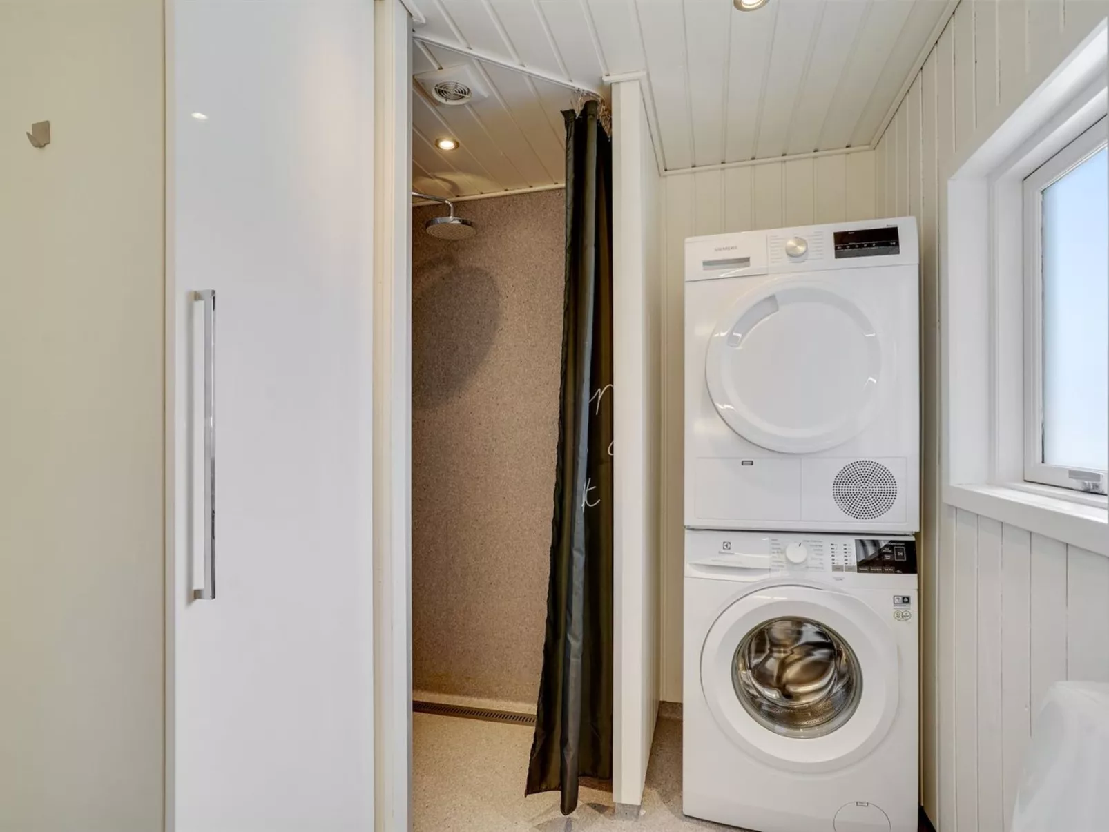 "Rolfkarl" - 500m from the sea-Binnen