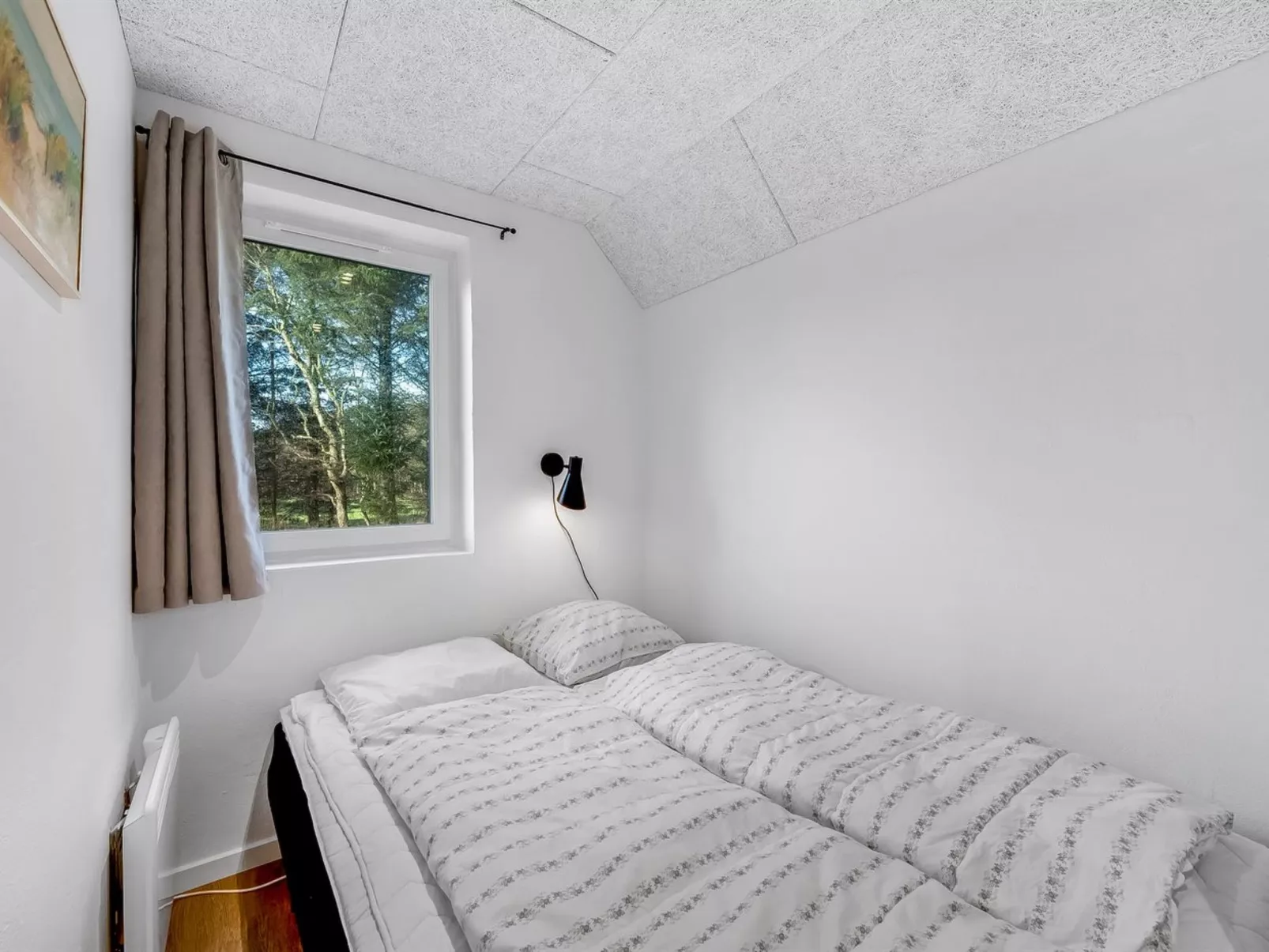 "Thana" - 1.4km from the sea-Binnen