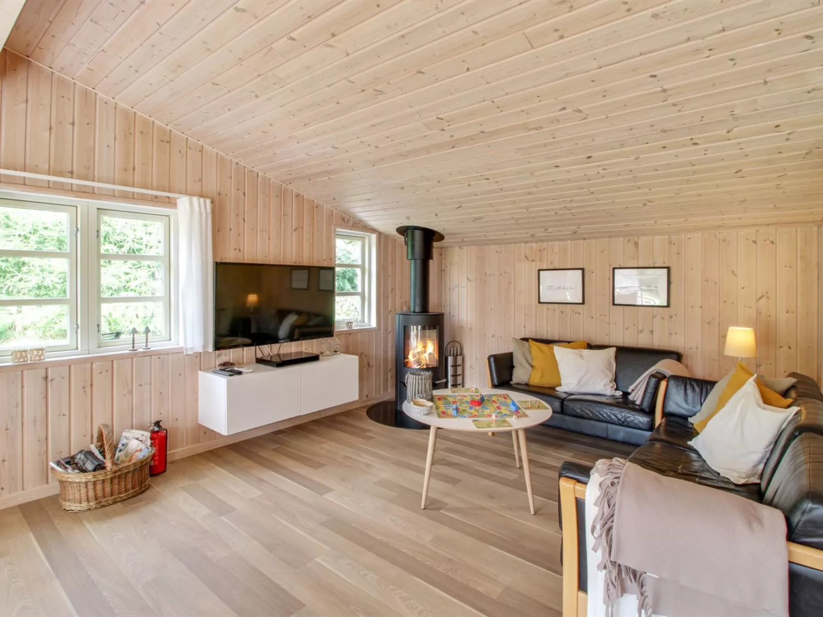 "Salgarth" - 450m from the sea-Binnen