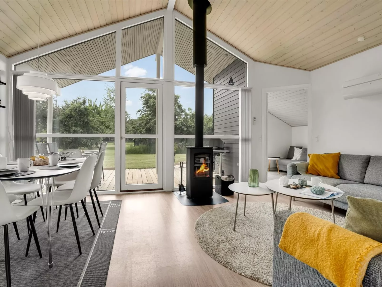 "Luukas" - 150m from the sea-Binnen