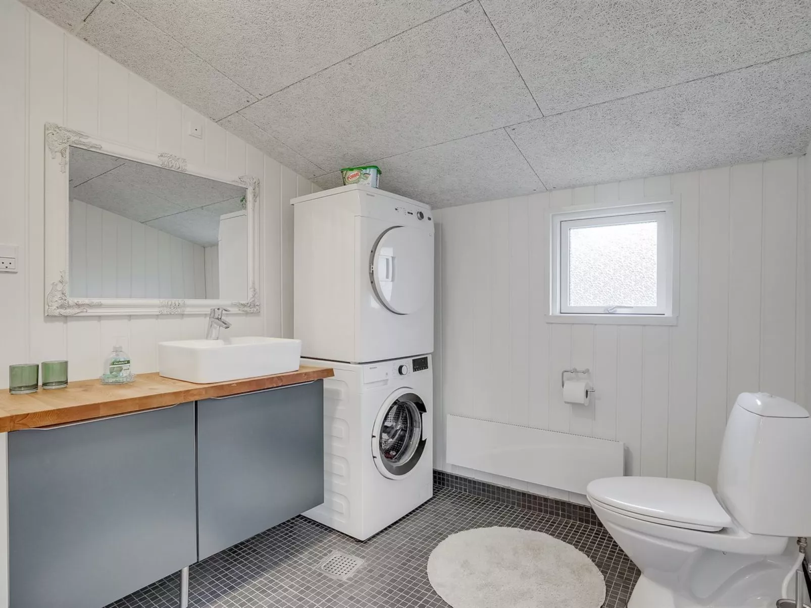 "Vitus" - 30km from the sea-Binnen