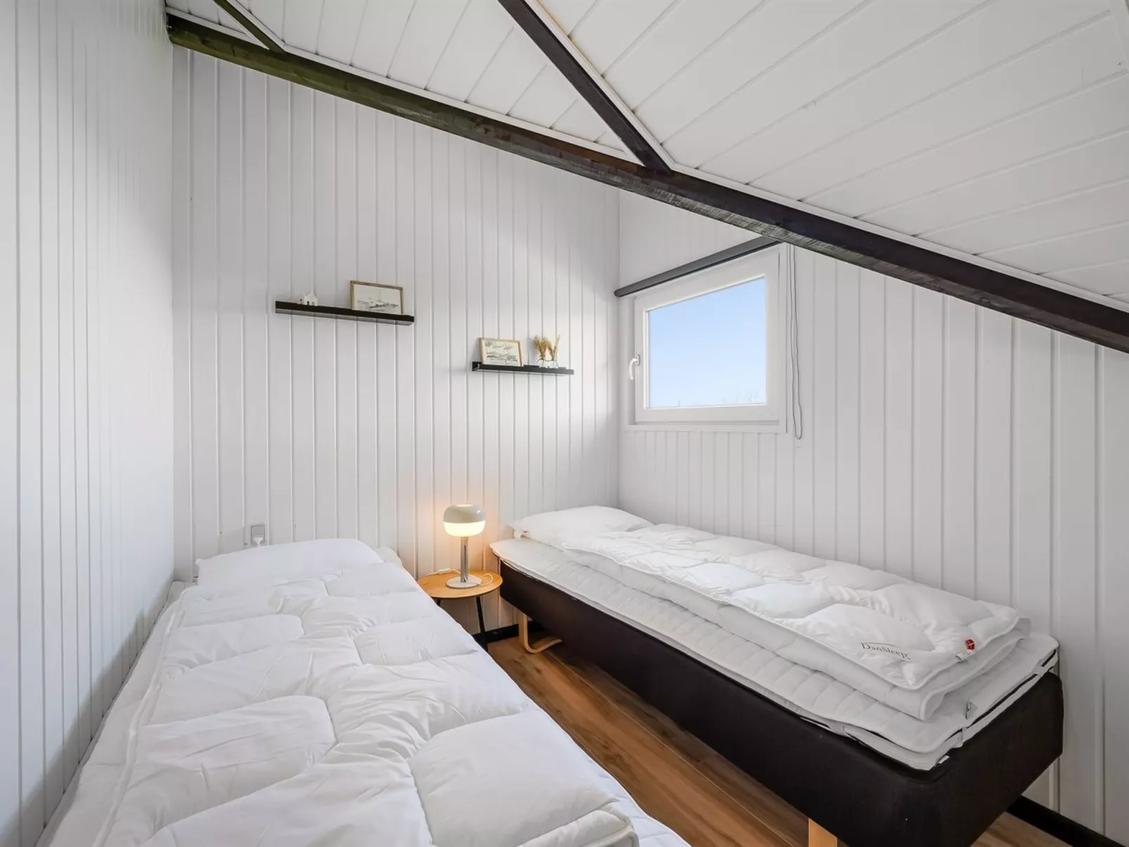 "Arla" - 200m from the sea-Binnen