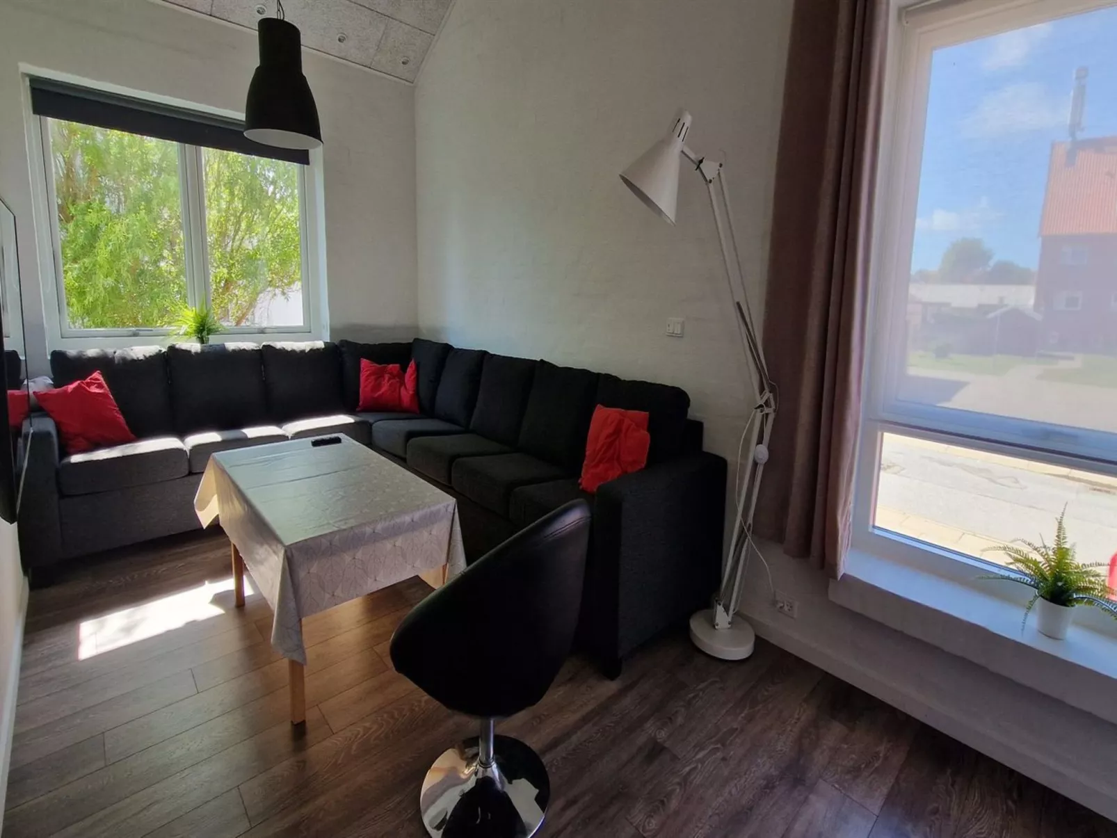 "Teodosij" - 1.1km from the sea-Binnen