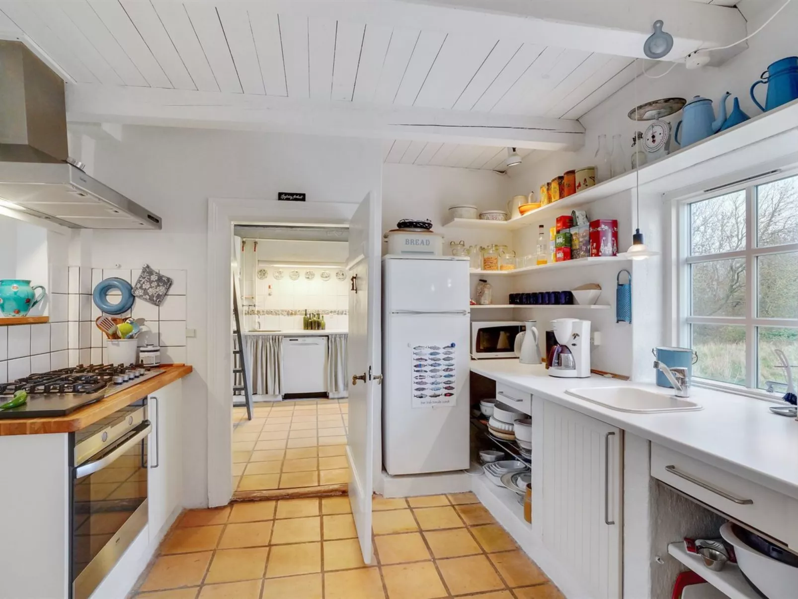 "Althea" - 750m to the fjord-Binnen