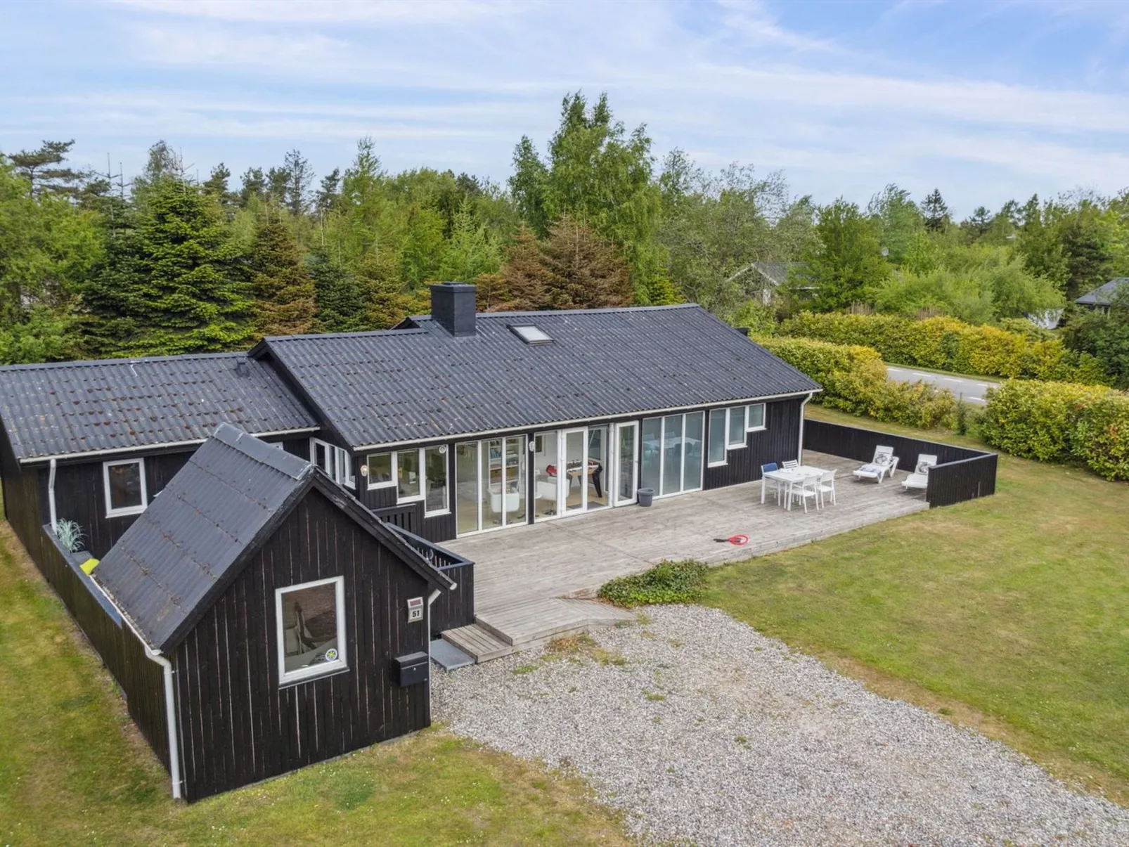 "Hallveig" - 1.1km from the sea-Buiten