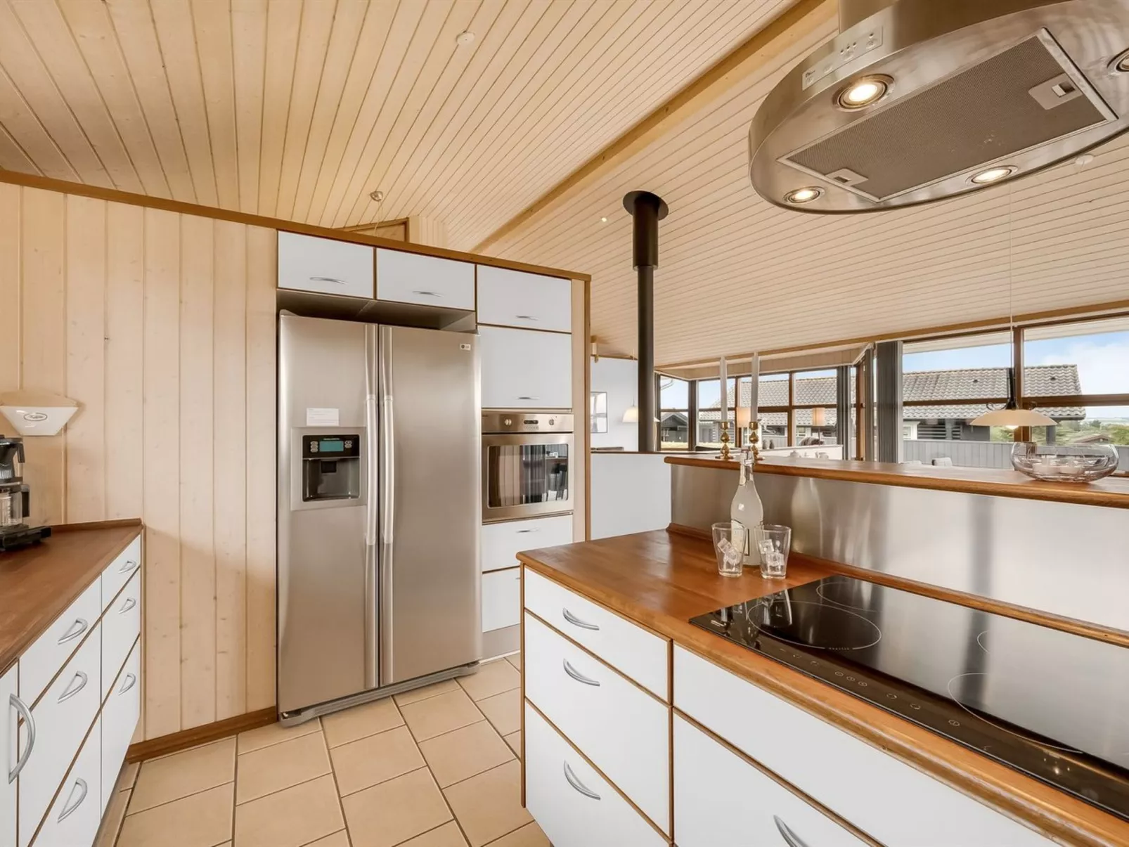 "Malila" - 400m to the fjord-Binnen