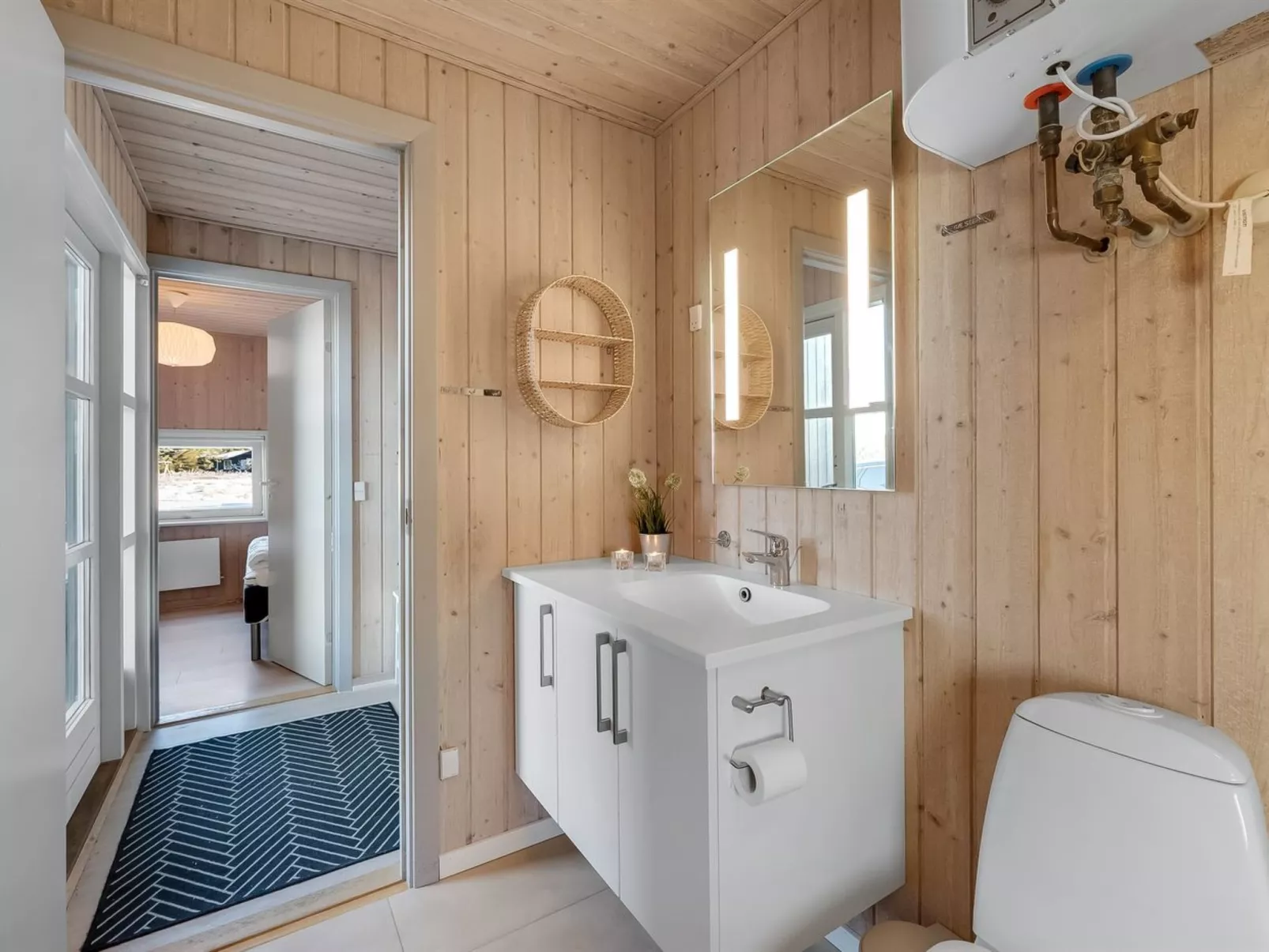 "Janni" - 250m from the sea-Binnen