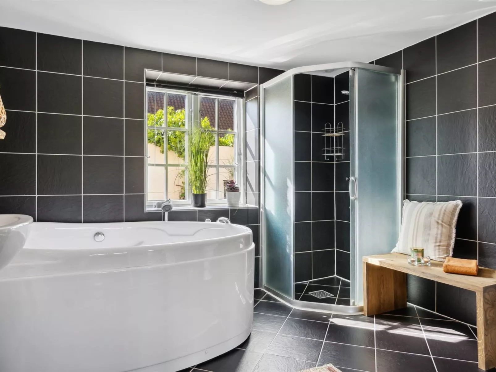 "Murtuz" - 900m from the sea-Binnen