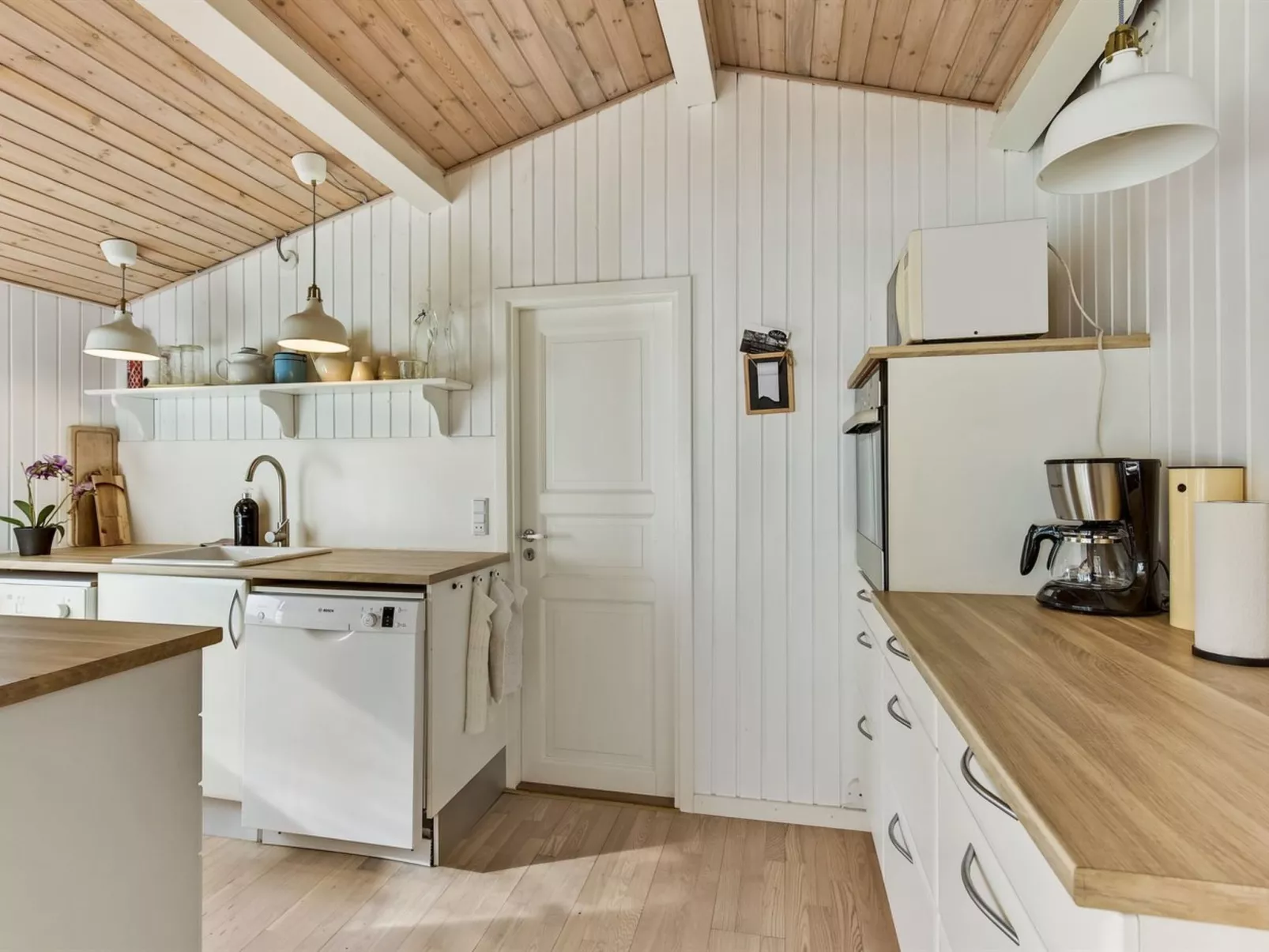 "Florina" - 700m from the sea-Binnen