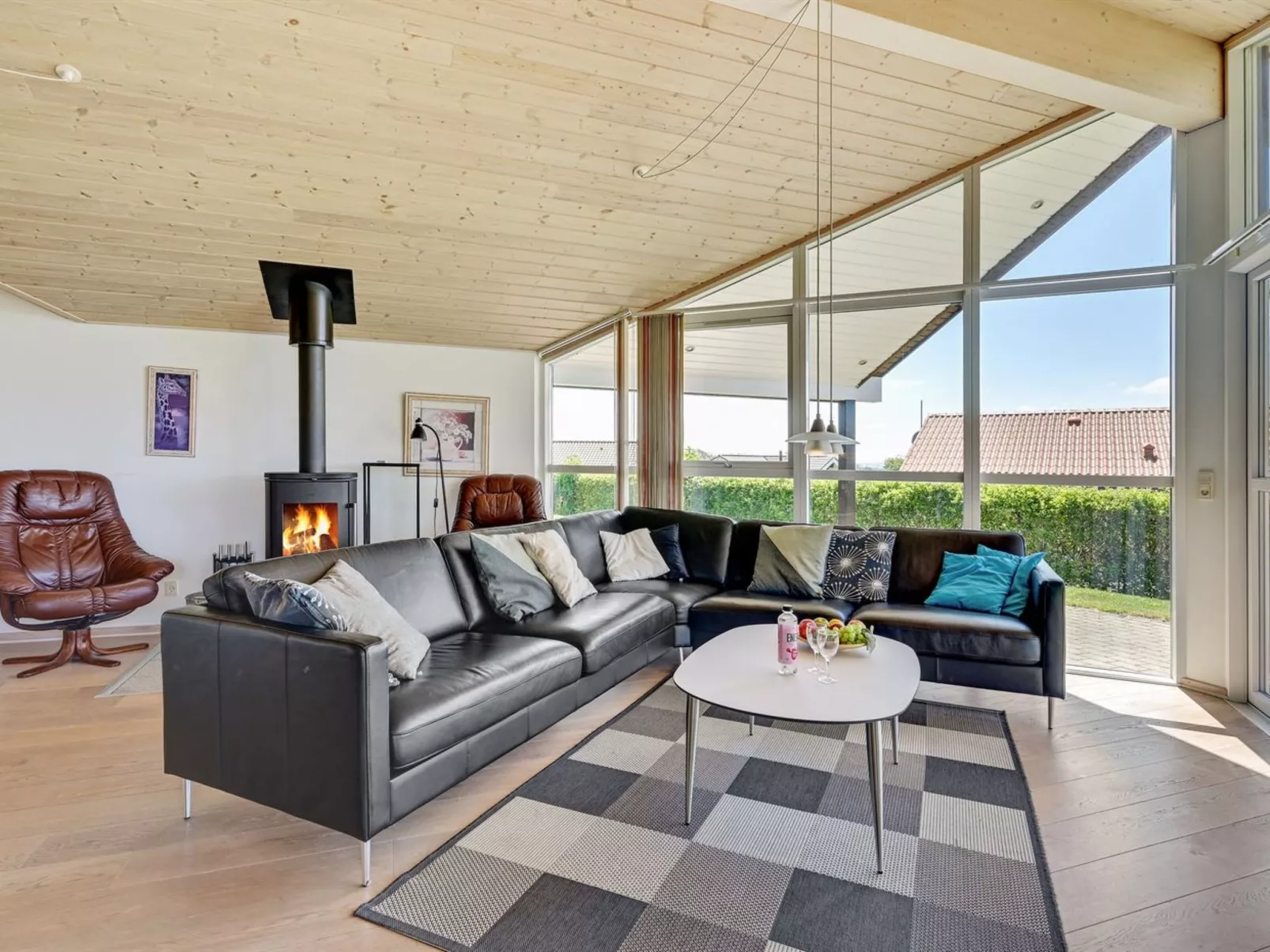 "Guthmar" - 350m to the fjord-Binnen