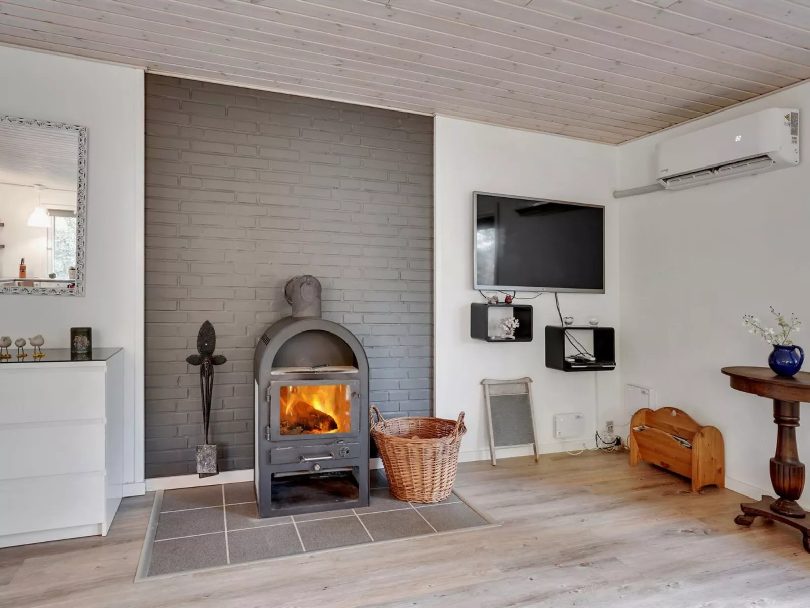 "Zölestine" - 1km from the sea-Binnen