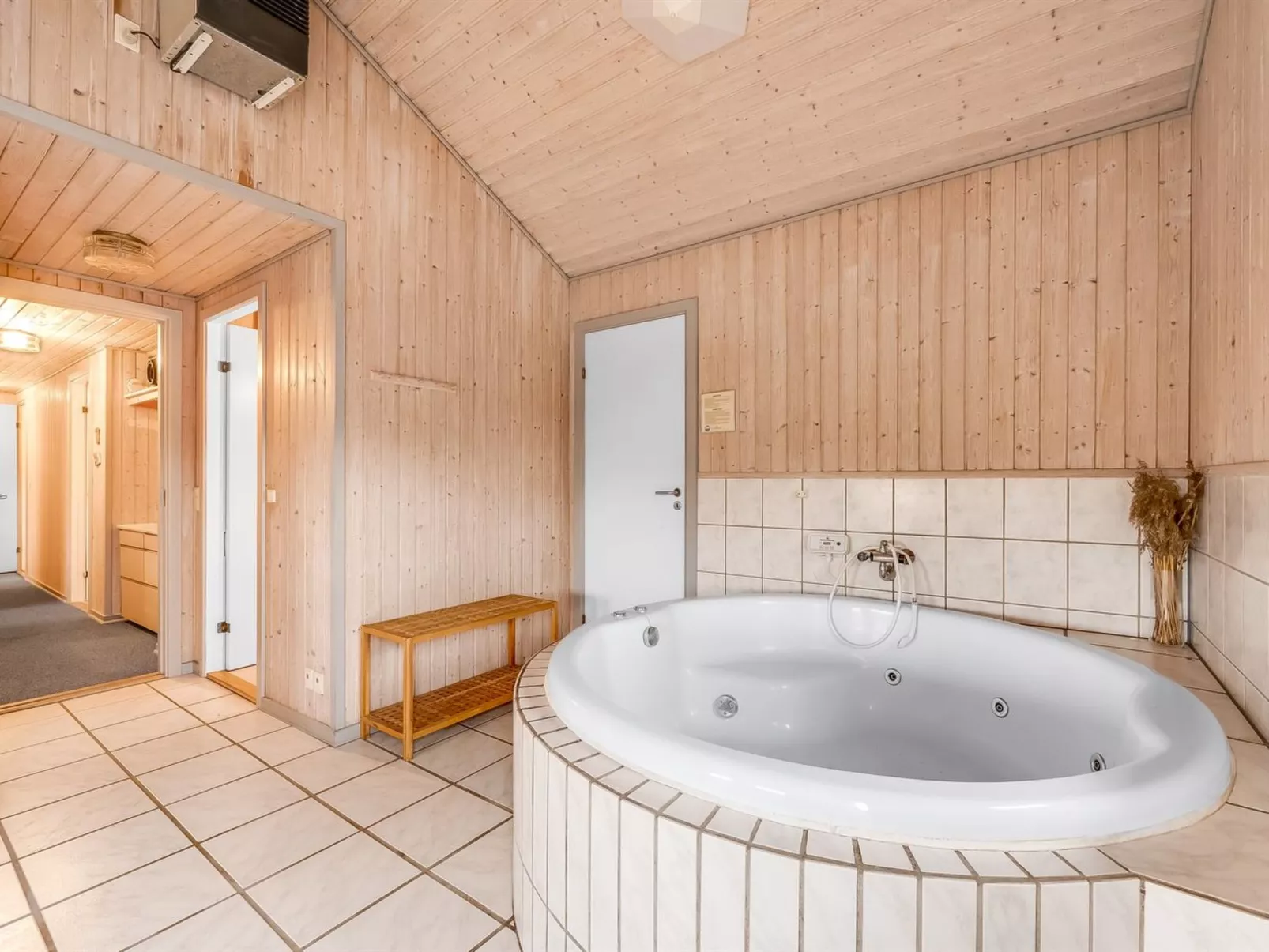 "Elnur" - 100m from the sea-Binnen