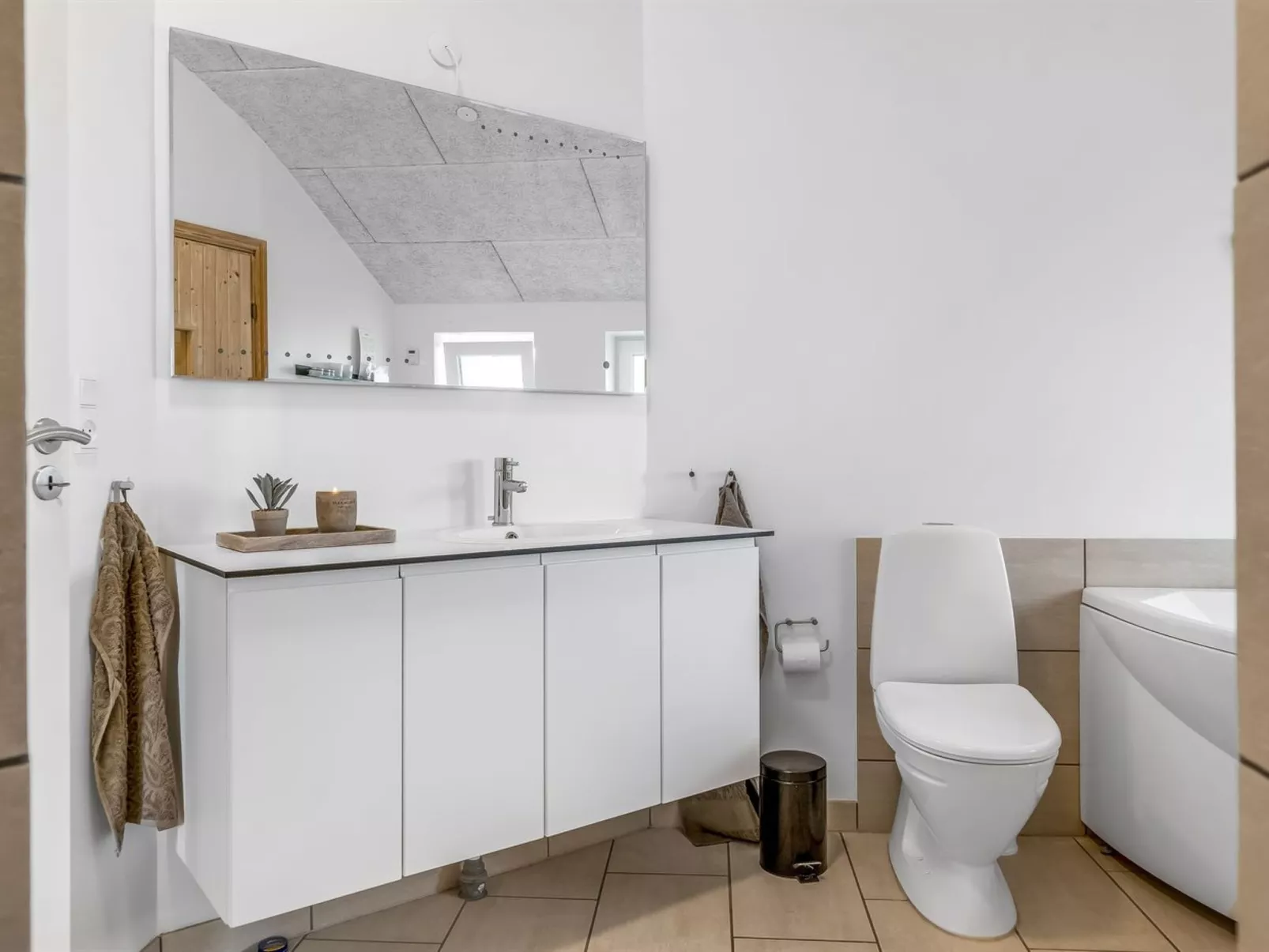 "Aija" - 375m from the sea-Binnen