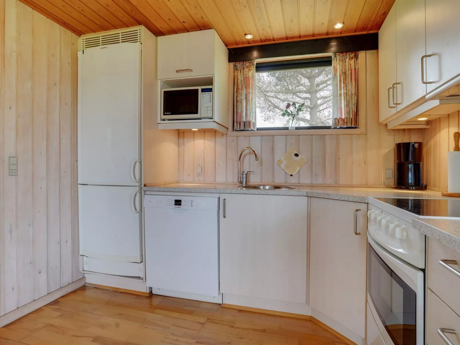 "Veljan" - 400m from the sea-Binnen