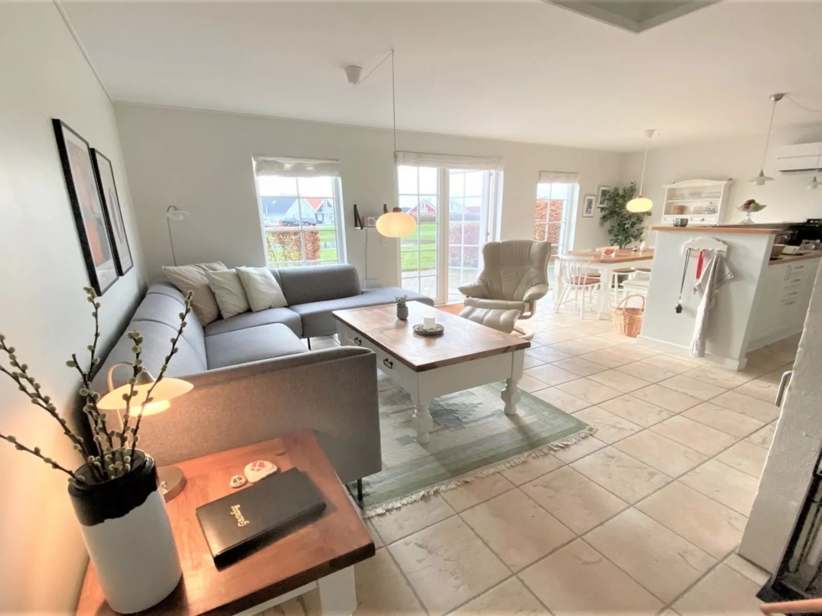 "Eike" - 250m from the sea-Binnen