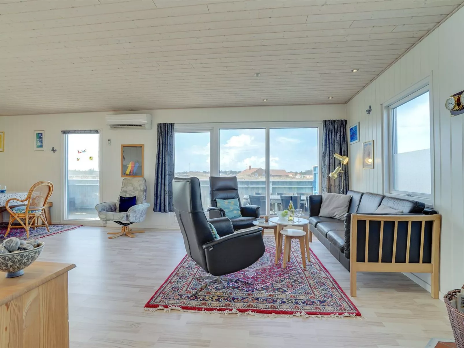 "Soyala" - 400m from the sea-Binnen