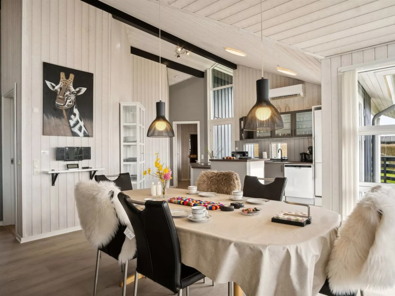 "Sylvana" - 400m from the sea-Binnen