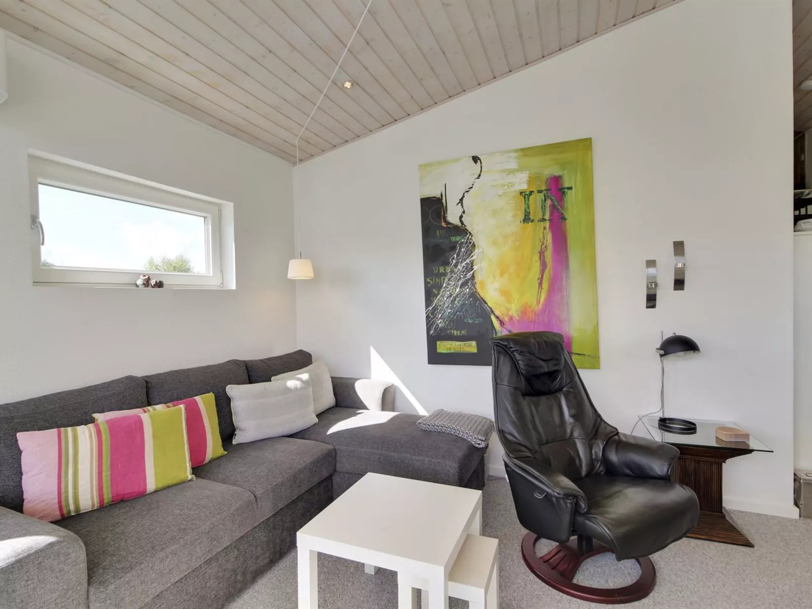 "Emmik" - 150m from the sea-Binnen