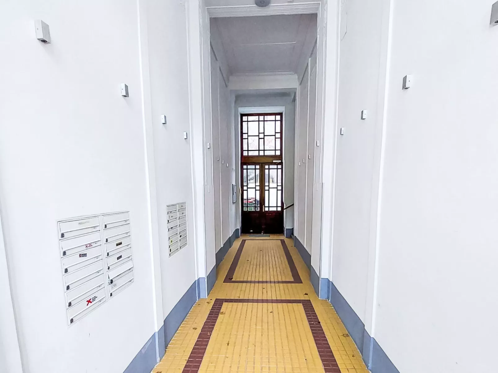 Happy Pasetti-Binnen