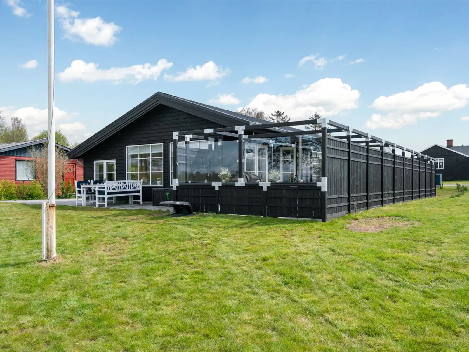 "Antti" - 350m from the sea-Buiten