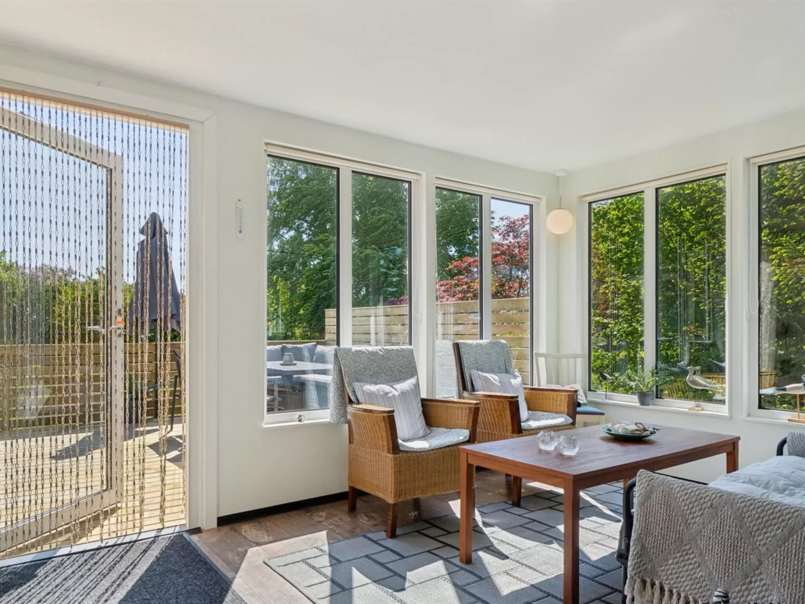 "Ømund" - 600m to the fjord-Binnen