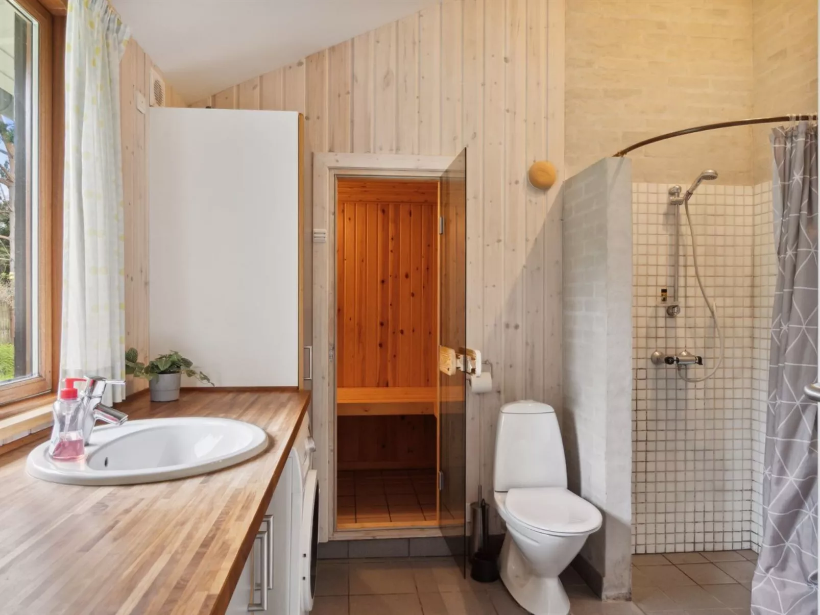 "Wilgrib" - 400m from the sea-Binnen