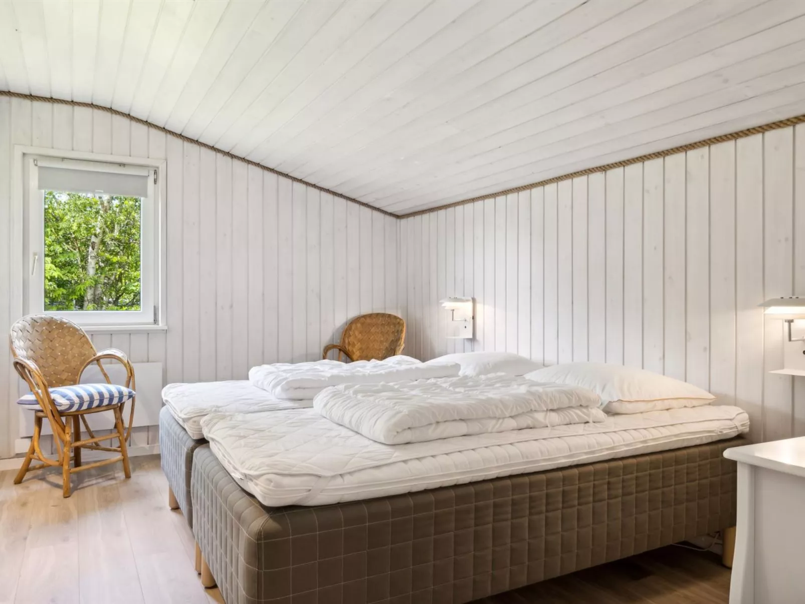 "Marli" - 700m from the sea-Binnen