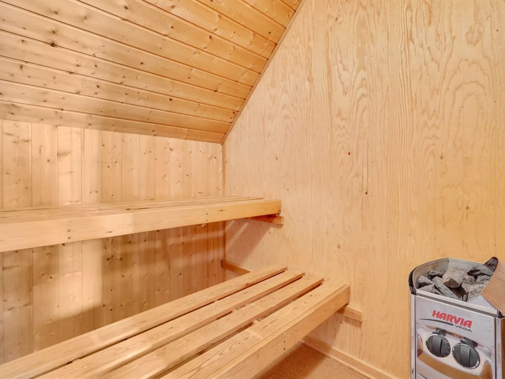 "Armelle" -  from the sea-Binnen