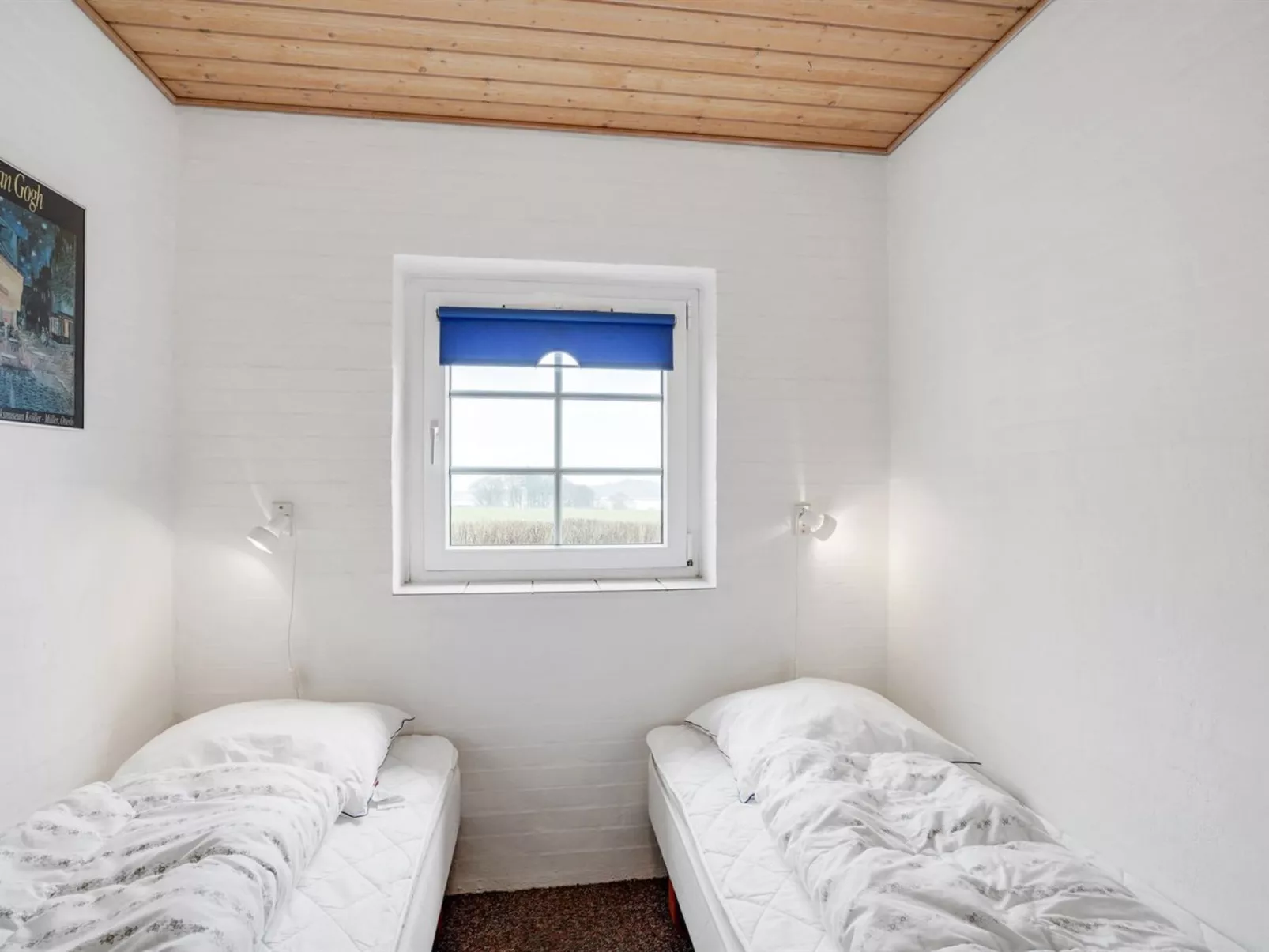 "Jügen" - 900m to the fjord-Binnen