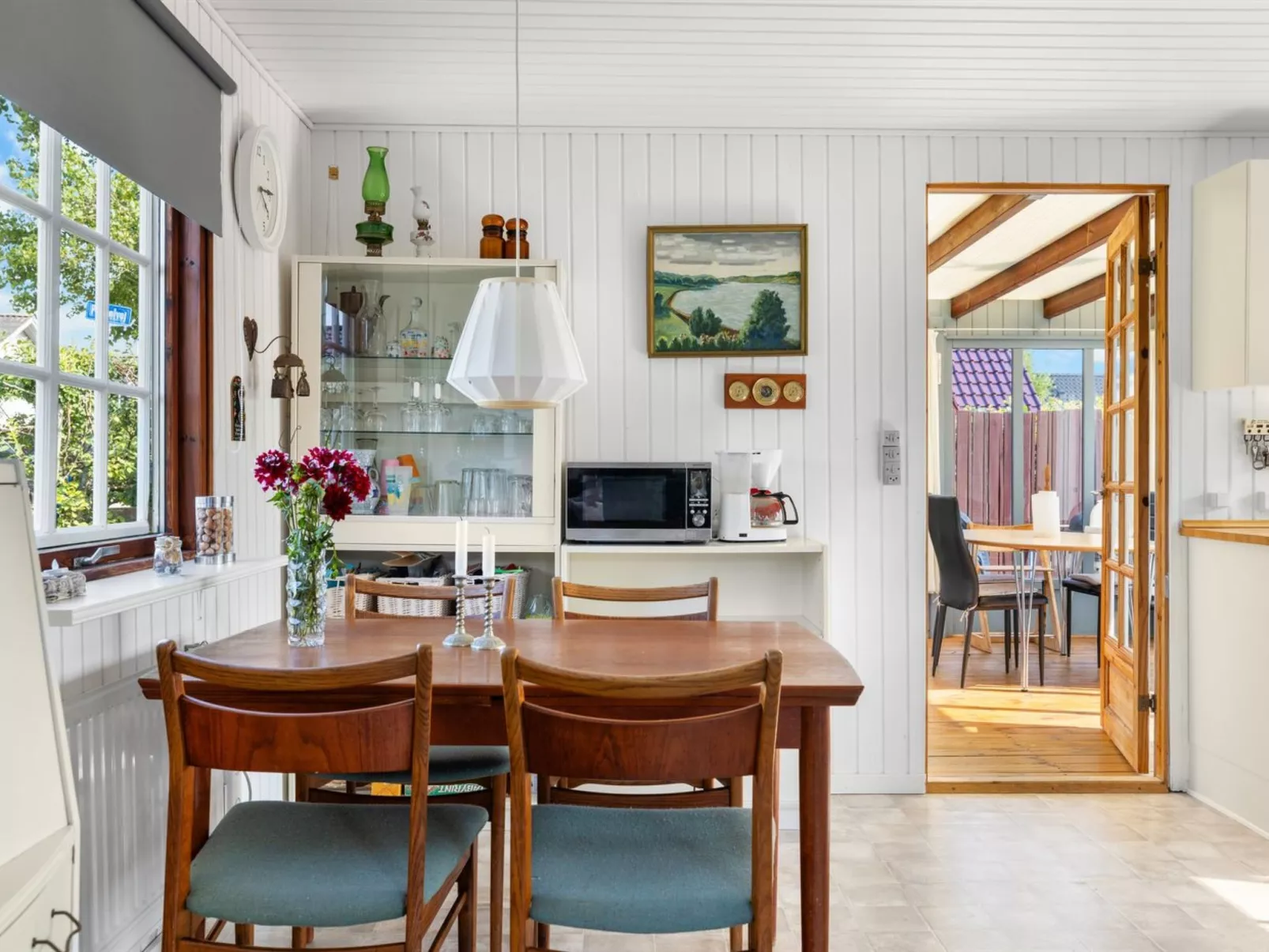 "Neea" - 40m from the sea-Binnen