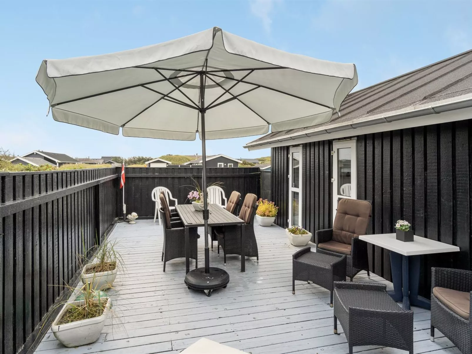 "Arwen" - 200m from the sea-Buiten