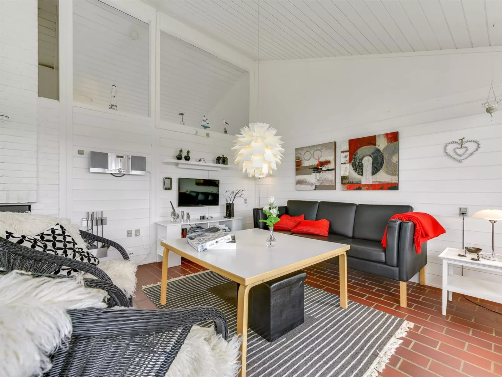 "Ditte" - 300m from the sea-Binnen