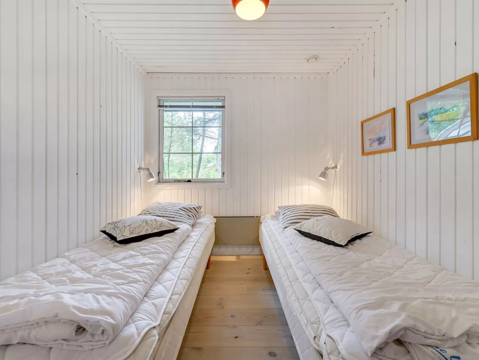 "Hamund" - 700m from the sea-Binnen