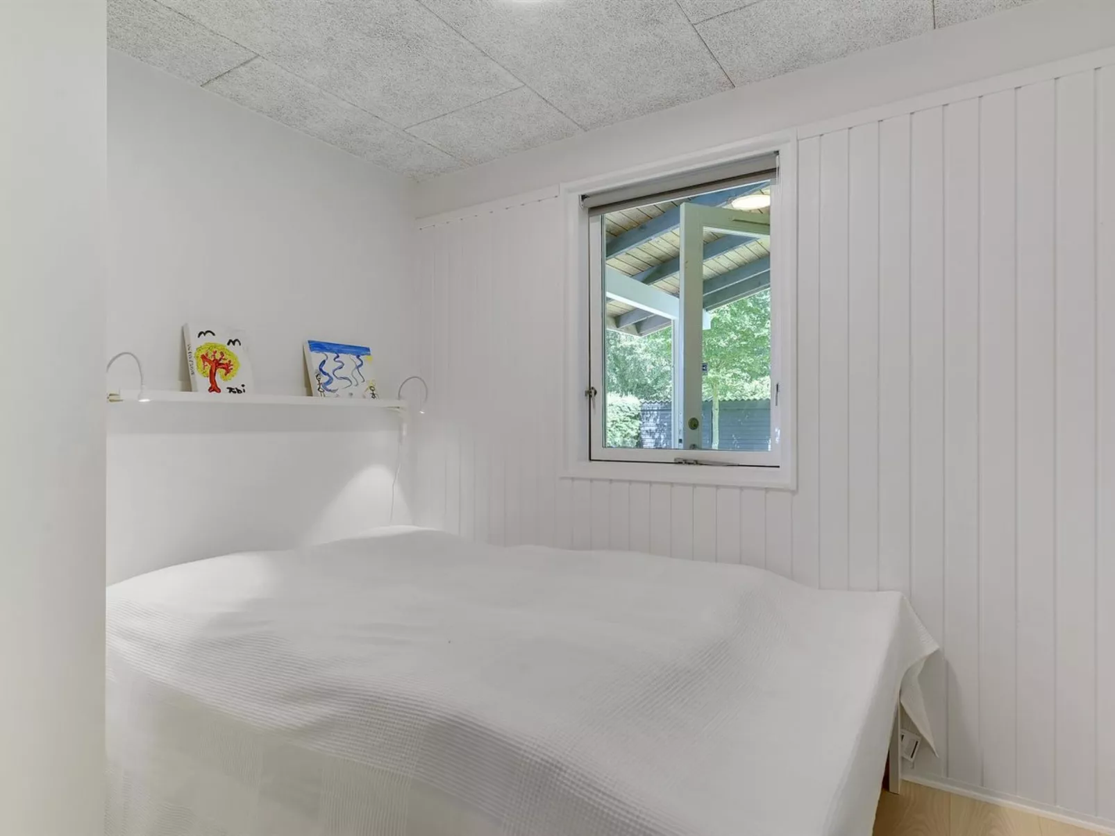 "Eriksine" - 150m from the sea-Binnen