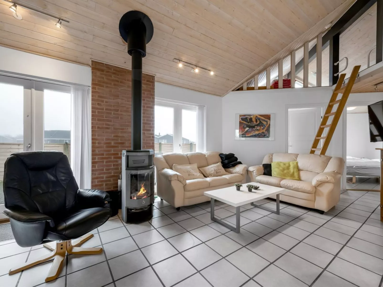 "Tydkil" - 300m to the fjord-Binnen