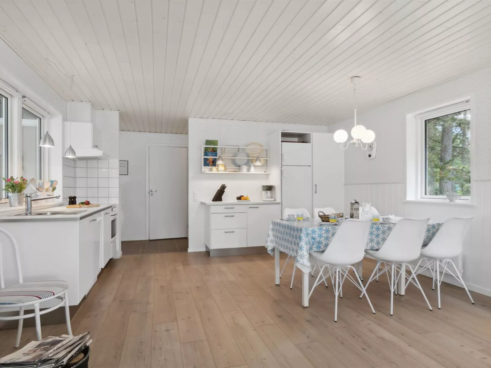 "Asla" - 400m from the sea-Binnen