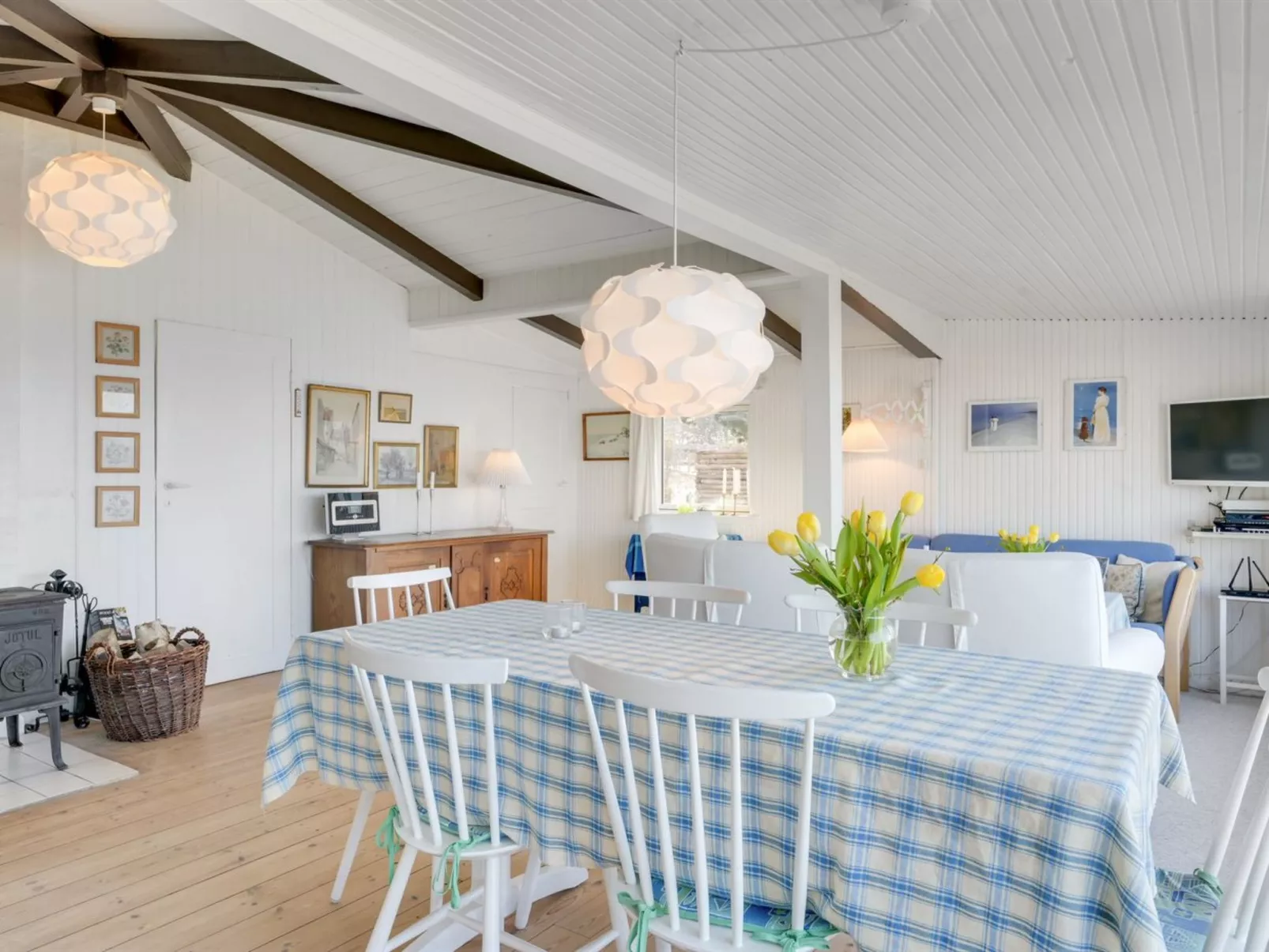 "Orwik" - 30m from the sea-Binnen