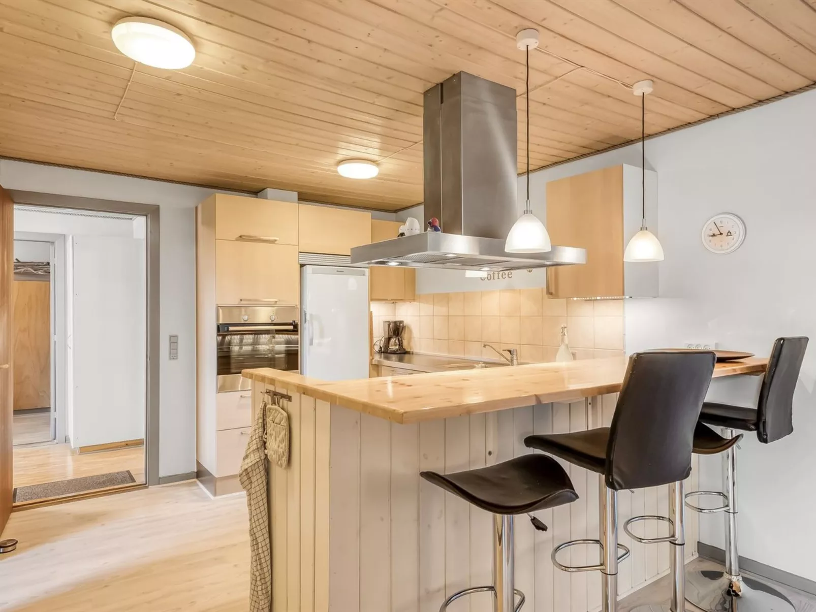 "Evina" - 17km to the fjord-Binnen